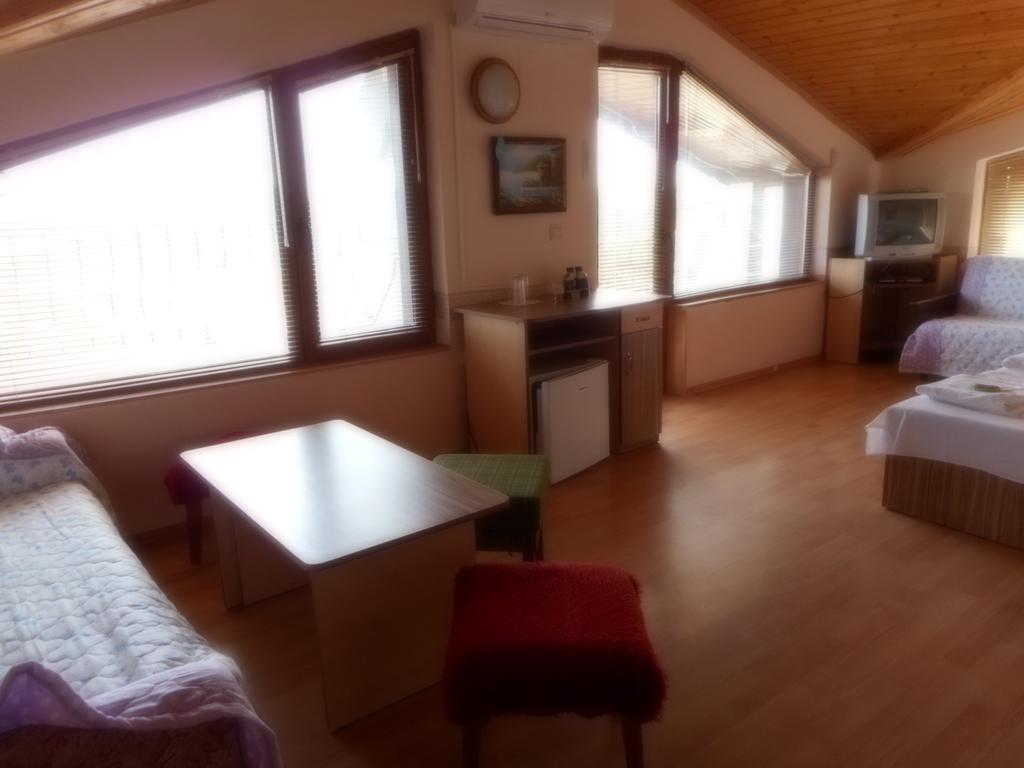 Guest Rooms Ribarska Hizha Shabla Bilik gambar